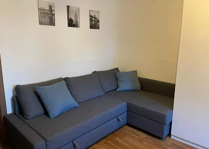 Kleines Apartment In Siegburg-Kaldauen